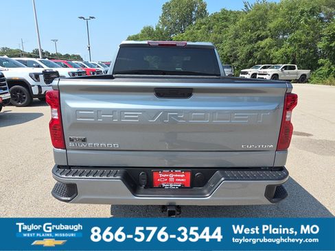 New 2026 Chevrolet Silverado 1500 Custom AWD/4WD image 7