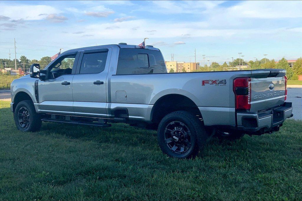 Used 2024 Ford F350 XL w/ STX Appearance Package AWD/4WD image 2