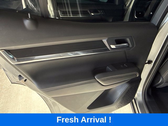Used 2025 GMC Terrain Elevation w/ Elevation Premium Package AWD/4WD image 12