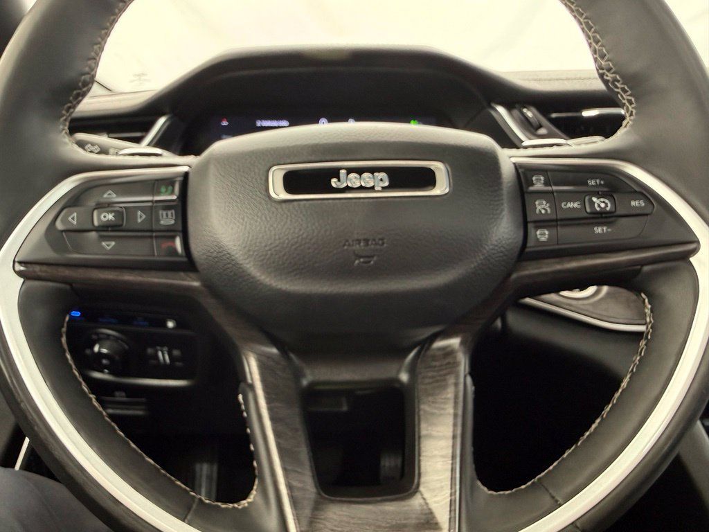 Used 2024 Jeep Grand Cherokee Limited 4xe AWD/4WD image 46
