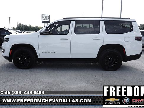 Used 2023 Jeep Wagoneer Series II image 4