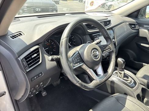 Used 2017 Nissan Rogue SL w/ SL Premium Package AWD/4WD image 20