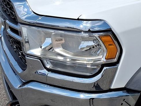 Used 2022 RAM 5500 Tradesman w/ Chrome Appearance Group AWD/4WD image 25