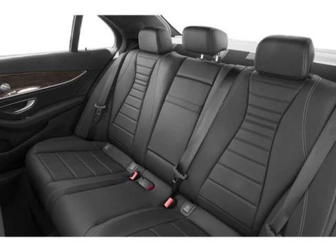 Used 2017 Mercedes-Benz E 300 4MATIC image 9