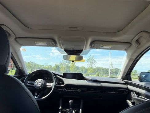 Used 2021 MAZDA MAZDA3 s FWD image 15