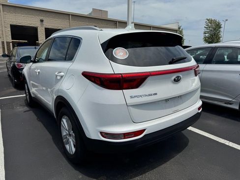 Used 2017 Kia Sportage LX w/ LX Popular Package FWD image 4