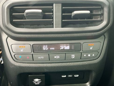 Used 2024 Honda Passport Black Edition image 27