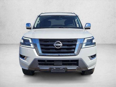 Used 2021 Nissan Armada Platinum w/ Captain's Chairs Package RWD image 2