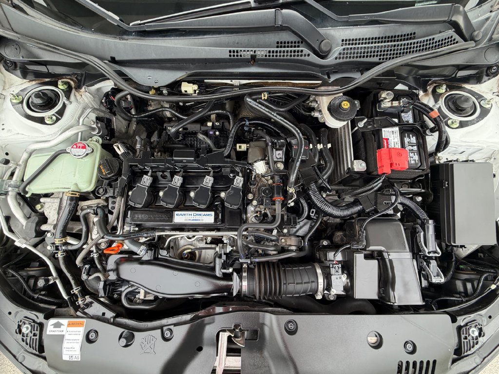 Used 2019 Honda Civic Sport image 9