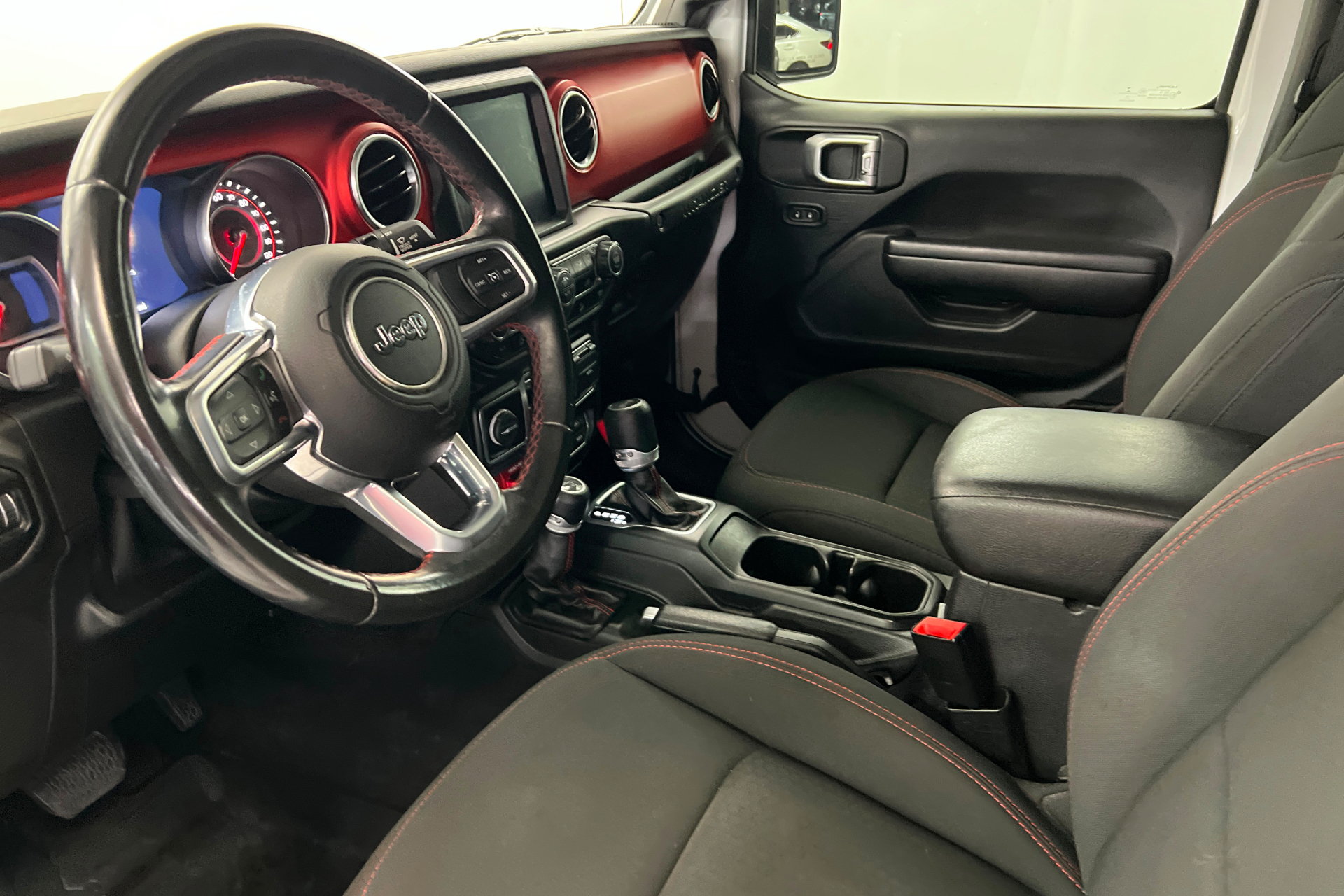 Used 2020 Jeep Wrangler Unlimited Rubicon AWD/4WD image 16