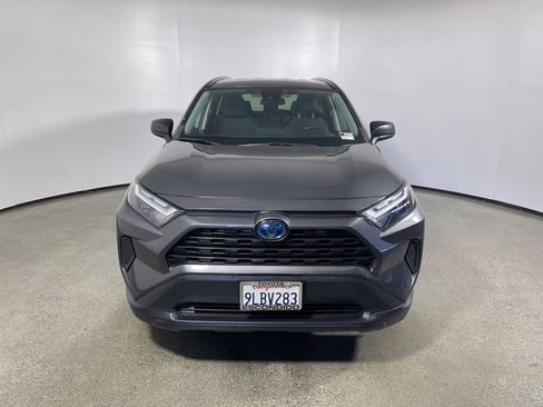 Certified 2024 Toyota RAV4 LE AWD/4WD image 8
