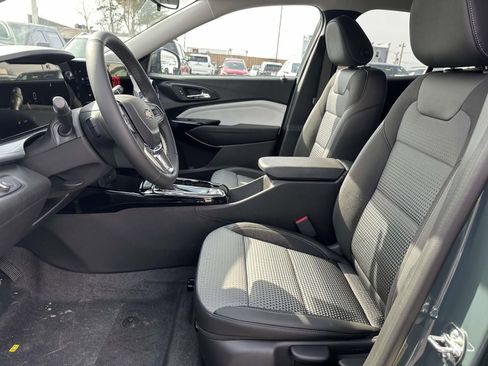 New 2026 Chevrolet Trax LT w/ Driver Confidence Package image 21