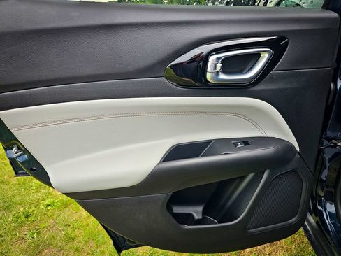 New 2026 Jeep Compass Limited AWD/4WD image 25