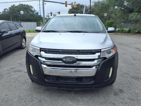 Used 2013 Ford Edge Limited FWD image 2