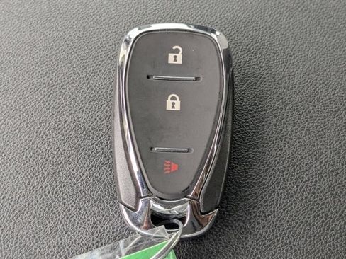 Used 2024 Chevrolet Equinox LS w/ Driver Confidence II Package FWD image 33