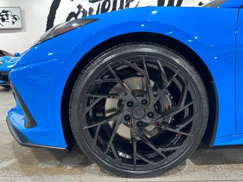 Used 2021 Chevrolet Corvette Stingray Preferred Cpe w/ Z51 Performance Package RWD image 28