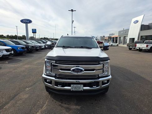 Used 2019 Ford F250 Lariat w/ Chrome Package AWD/4WD image 2