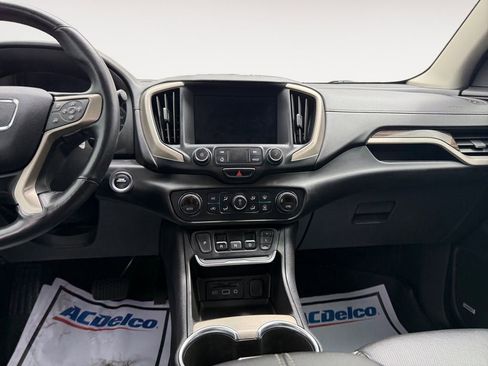 Certified 2020 GMC Terrain Denali w/ Denali Premium Package AWD/4WD image 11
