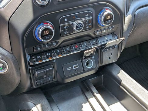 Used 2020 GMC Sierra 1500 AT4 w/ AT4 Premium Package AWD/4WD image 19