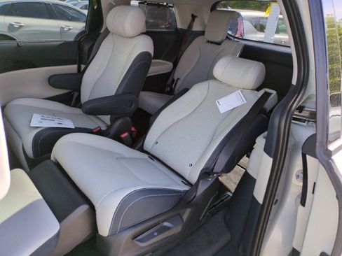 New 2026 Kia Carnival SX Prestige FWD image 39