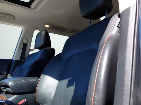 Used 2020 Nissan Armada SL w/ Premium Package AWD/4WD image 10