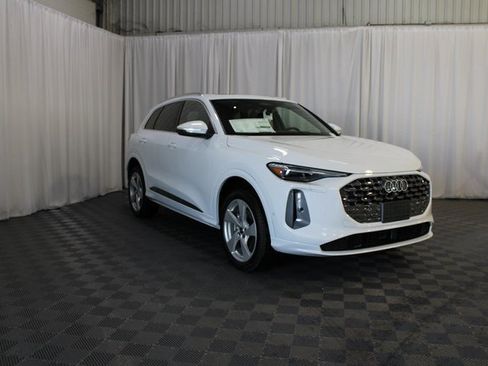New 2025 Audi Q5 Premium Plus image 27