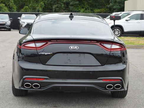 Used 2019 Kia Stinger Premium RWD image 5