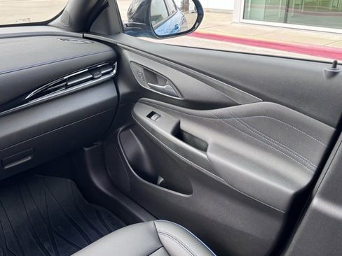 Used 2025 Buick Envista Sport Touring w/ Convenience I Package image 18
