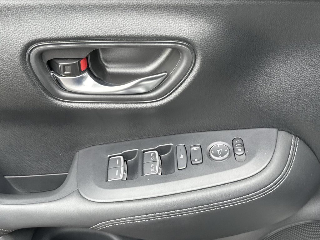 Used 2024 Honda HR-V EX-L image 15
