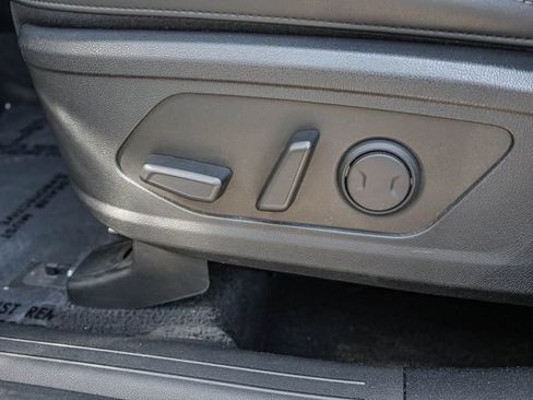 Used 2023 Kia Sorento SX AWD/4WD image 23