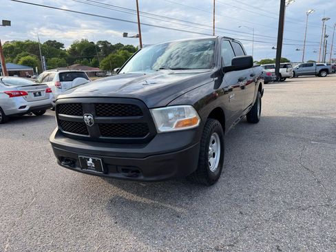 Used 2014 RAM 1500 Tradesman w/ Popular Equipment Group AWD/4WD image 10