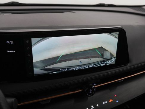Used 2023 Nissan Ariya FWD image 21