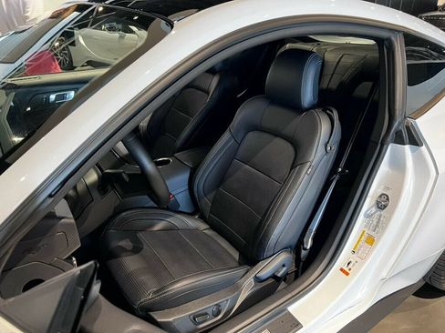 Used 2025 Ford Mustang GT Premium RWD image 14