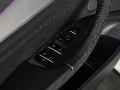 Used 2019 BMW X4 M40i w/ Executive Package image 37