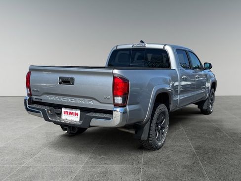 Used 2020 Toyota Tacoma SR5 AWD/4WD image 6