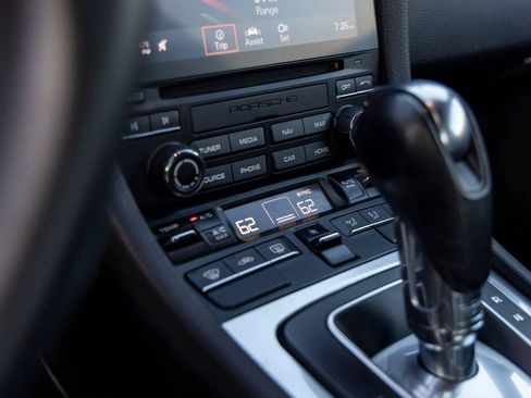 Certified 2019 Porsche 911 Carrera 4S image 59