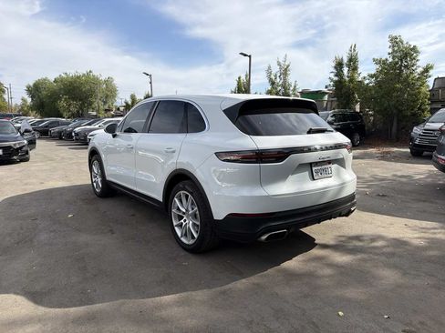 Used 2019 Porsche Cayenne AWD/4WD image 5
