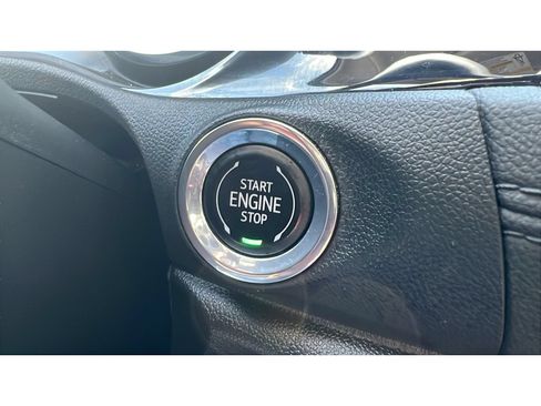 Certified 2022 Buick Encore GX Preferred w/ Cold Weather Comfort Package AWD/4WD image 21