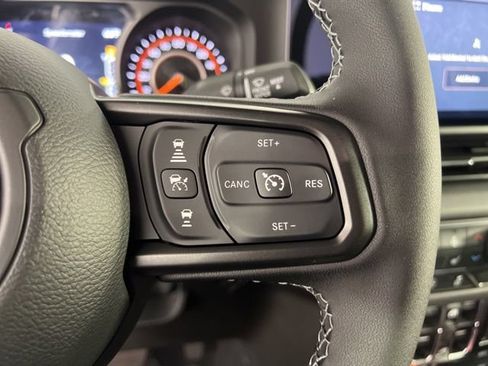 New 2026 Jeep Gladiator Willys AWD/4WD image 17