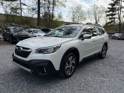 Used 2021 Subaru Outback Touring XT AWD/4WD image 3