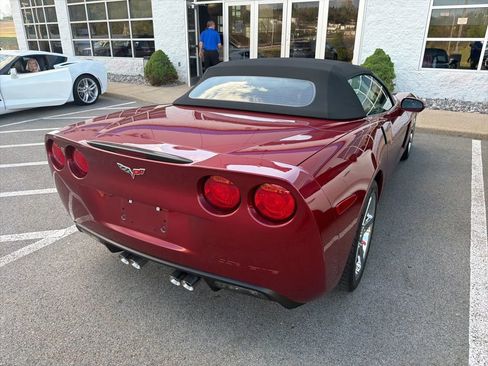 Used 2007 Chevrolet Corvette Convertible w/ Preferred Equipment Group RWD image 4