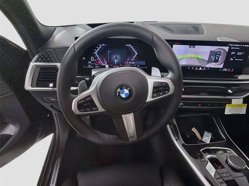 New 2026 BMW X5 xDrive40i w/ M Sport Package AWD/4WD image 11