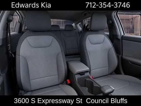New 2026 Kia K4 FWD image 17