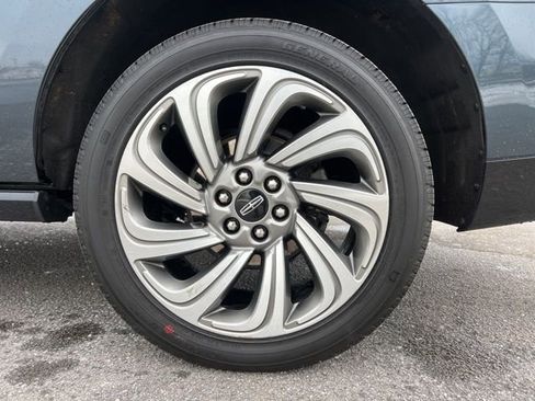 Used 2022 Lincoln Navigator Reserve image 15