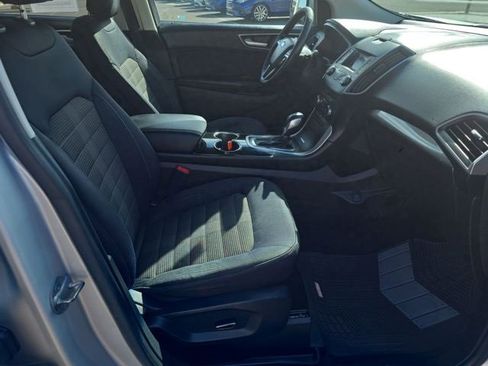 Used 2017 Ford Edge SEL image 19