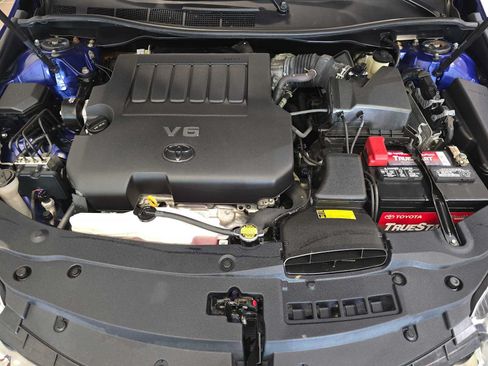 Used 2015 Toyota Camry XSE w/ Advanced Technology Package FWD image 9