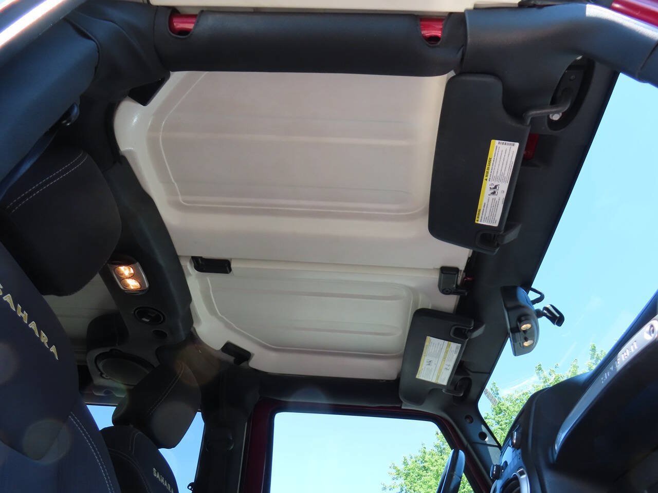 Used 2013 Jeep Wrangler Sahara AWD/4WD image 14