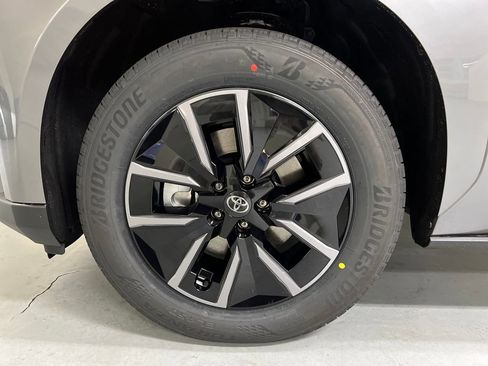 New 2026 Toyota bZ FWD image 6