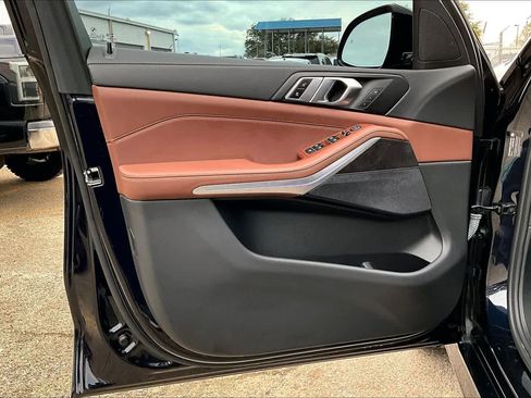 Used 2022 BMW X5 sDrive40i w/ M Sport Package image 24