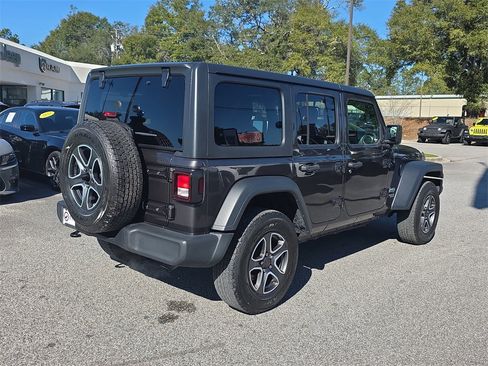Used 2020 Jeep Wrangler Unlimited Sport S image 5